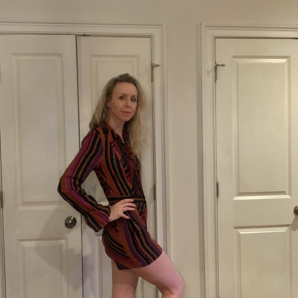 FAB-U-LOUS! Diane Von Furstenberg silk blend romper🎉🎉 - Picture 12 of 12